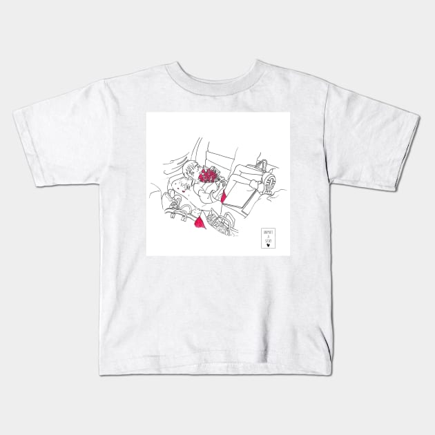 A girl with flowers travels - Sketch Kids T-Shirt by Le petit fennec